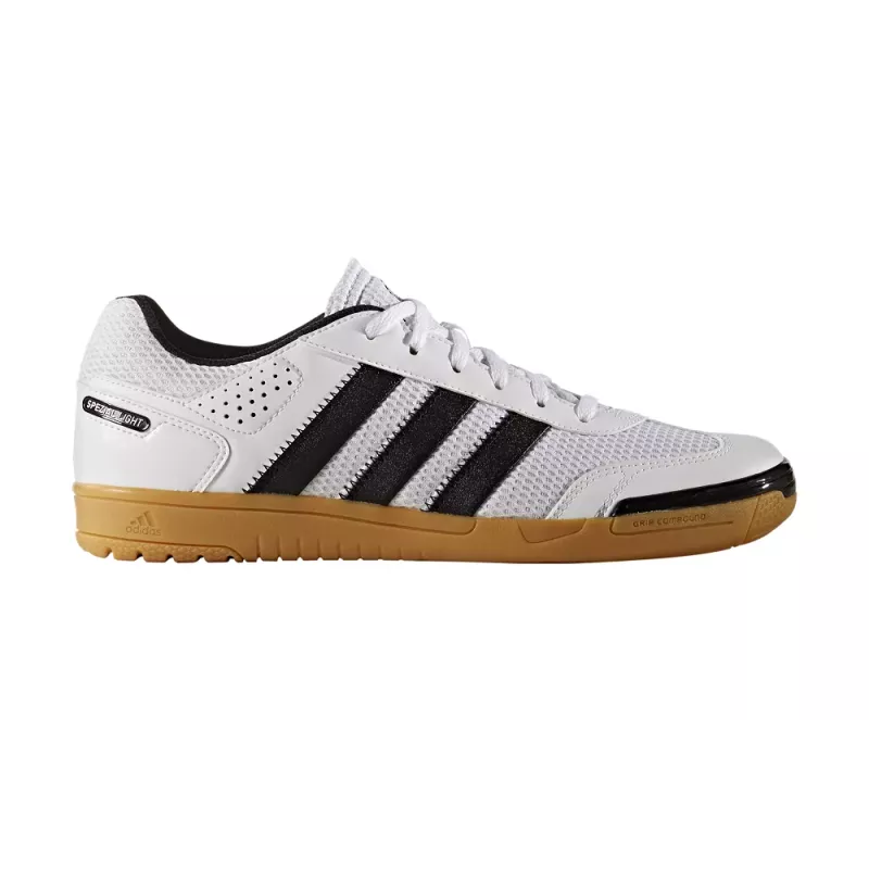 Des chaussures conçues pour les gardiens et gardiennes de handball